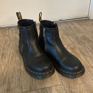 2976 Twin Zip Dr. Martens